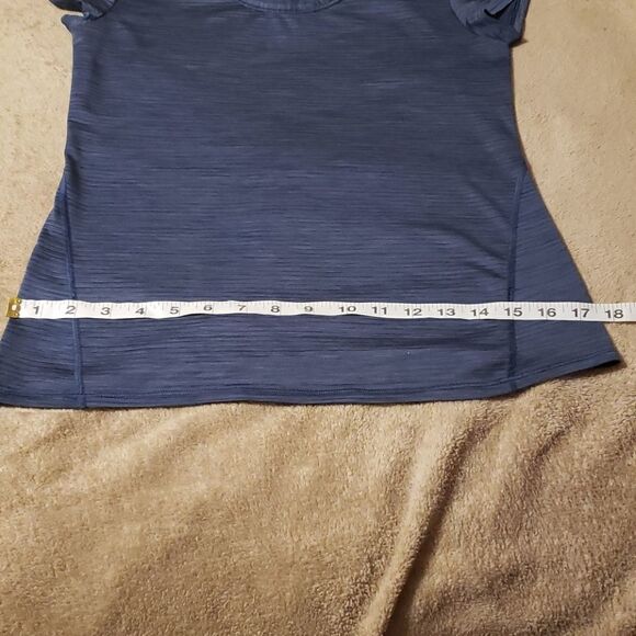 ATHLETA Extra Small workout shirt - Picture 6 of 8